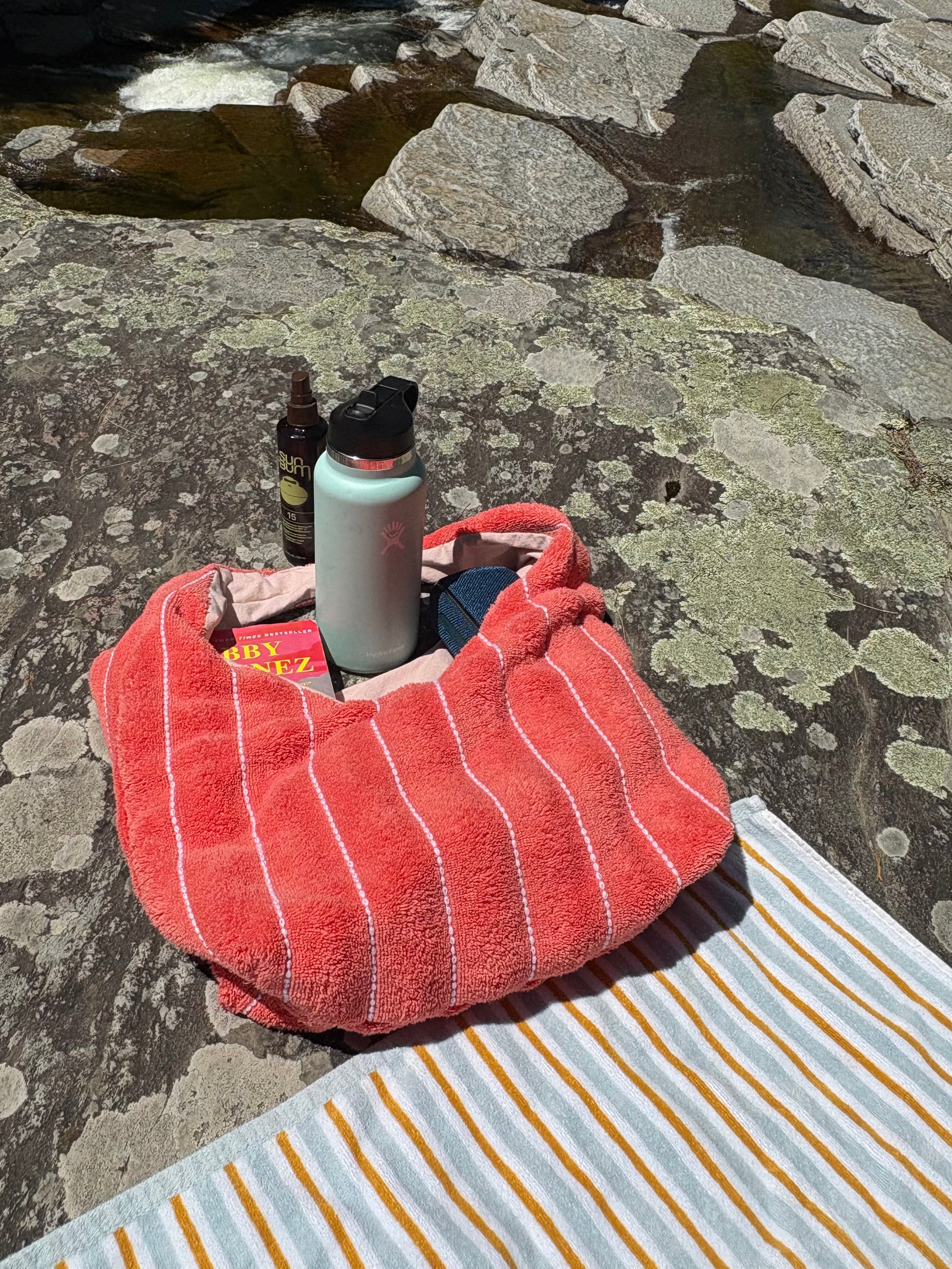coral cove towel tote