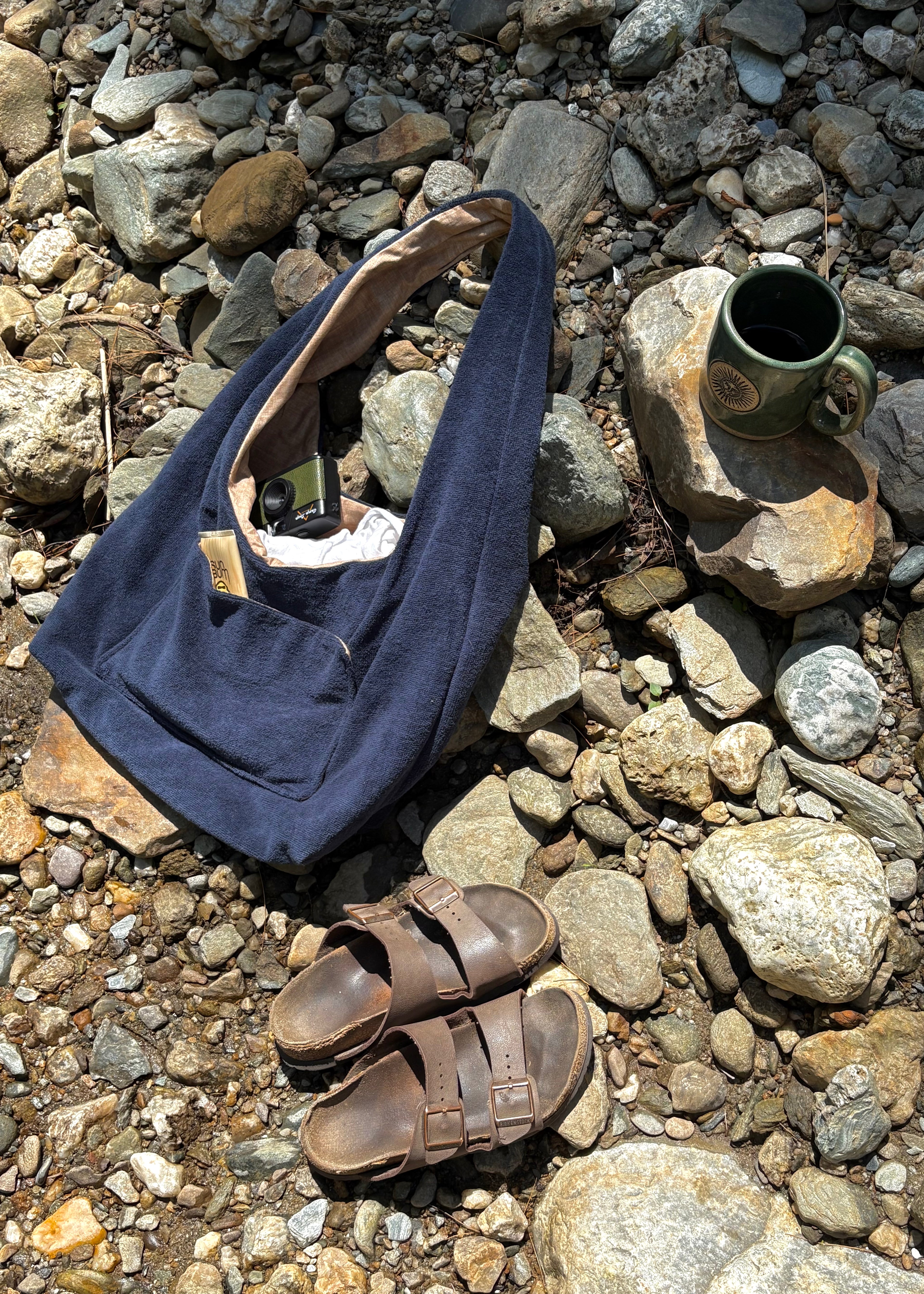 deep blue towel tote